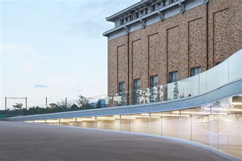 京都 美術館 スケジュール 2024：アートと時間の交差点